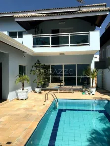Sobrado com 4 Quartos para alugar, 252m² no Jardim Altos de Santana II, Jacareí