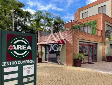 Sala Comercial à venda, 176m² no Chácara São João, Carapicuíba