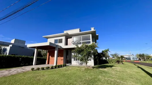 Casa de Condomínio com 4 Quartos à venda, 244m² no XANGRI-LÁ, Xangri-lá