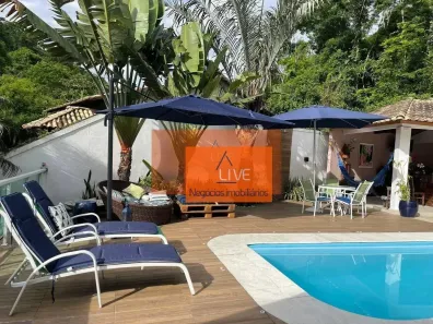 Casa com 4 Quartos à venda, 360m² no Mata Paca, Niterói