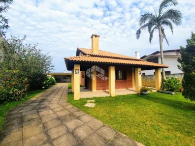 Casa com 3 Quartos à venda, 120m² no Zona Nova, Capão da Canoa