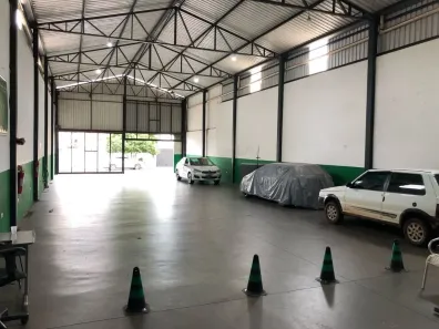 Galpão/Depósito/Armazém à venda, 400m² no Nossa Senhora Aparecida, Uberlândia