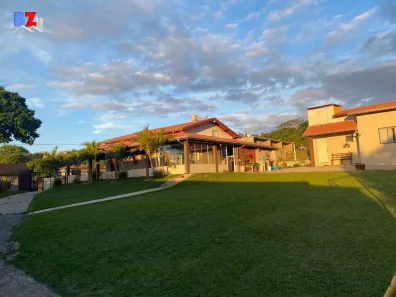 Fazenda/Sítio com 5 Quartos à venda, 2238m² no Chácara Gerson Ferrielo, Boituva