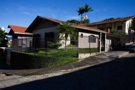 Casa com 4 Quartos à venda, 329m² no Escola Agrícola, Blumenau