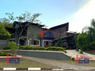 Sobrado com 4 Quartos à venda, 353m² no Jardim Indaiá, Embu das Artes
