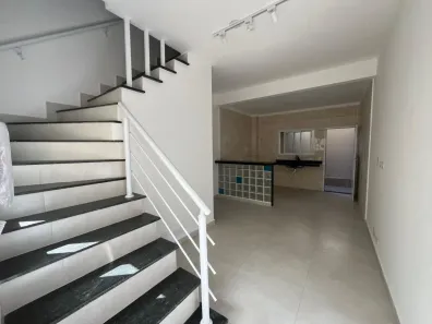 Casa de Condomínio com 2 Quartos à venda, 52m² no Aviação, Praia Grande