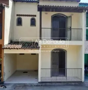 Casa com 3 Quartos à venda, 80m² no Jardim Sulacap, Rio de Janeiro