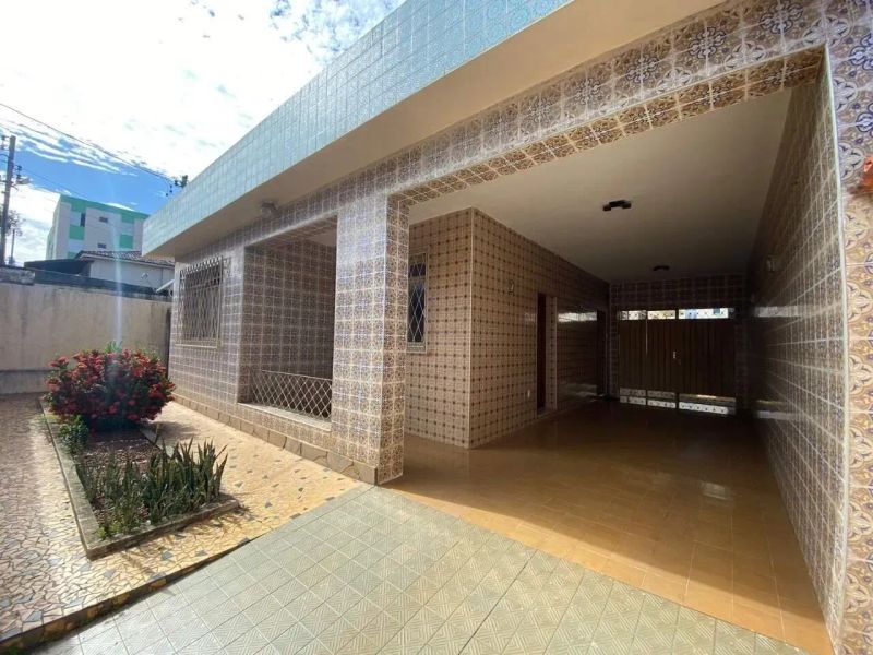 Casa com 4 quartos — Padre Eustáquio, Belo Horizonte