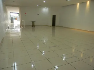 Ponto Comercial para alugar, 257m² no Liberdade, São Paulo