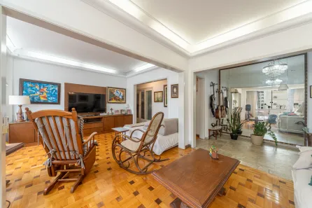 Apartamento com 3 Quartos à venda, 170m² no Floresta, Porto Alegre