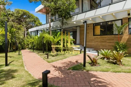Casa de Condomínio com 4 Quartos à venda, 766m² no , Mata de São João