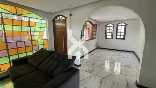 Casa com 4 Quartos à venda, 210m² no Alípio de Melo, Belo Horizonte