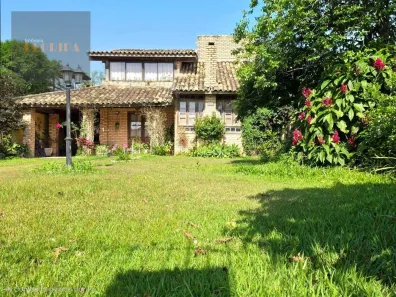 Casa com 3 Quartos à venda, 238m² no Morro das Pedras, Florianópolis