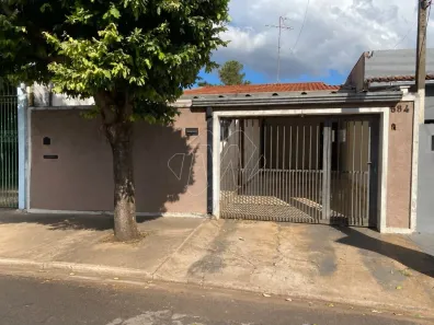 Casa com 2 Quartos à venda, 134m² no Jardim Indaiá, Araraquara
