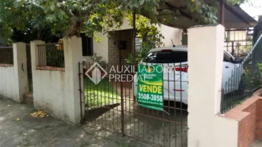 Casa com 2 Quartos à venda, 436m² no Chácara das Pedras, Porto Alegre
