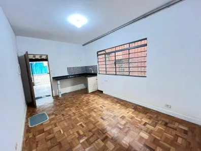 Casa com 1 Quarto para alugar, 60m² no Vila Polopoli, São Paulo