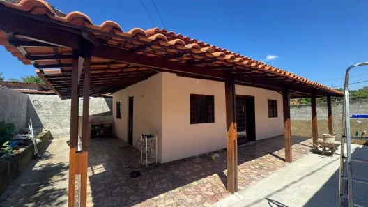Casa com 2 Quartos para alugar, 55m² no Pedra Branca, São Joaquim de Bicas