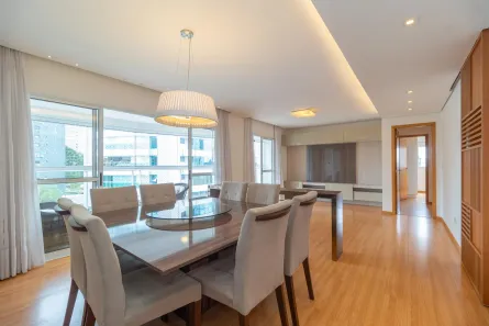 Apartamento com 3 Quartos para alugar, 122m² no Mossunguê, Curitiba