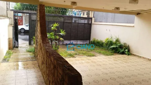 Imóvel Comercial com 3 Quartos para alugar, 200m² no Mooca, São Paulo