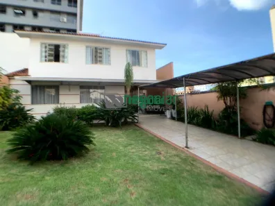 Casa com 4 Quartos à venda, 183m² no Centro, Betim