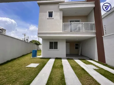 Casa com 4 Quartos à venda, 155m² no Centro, Eusébio