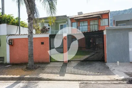 Casa com 4 Quartos à venda, 155m² no Piratininga, Niterói