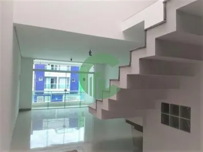 Sobrado com 3 Quartos à venda, 270m² no Jardim Bom Pastor, Santo André