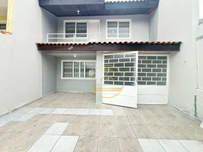 Sobrado com 3 Quartos para alugar, 127m² no Uberaba, Curitiba