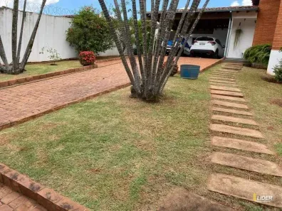 Casa com 3 Quartos à venda, 293m² no Cidade Jardim, Uberlândia