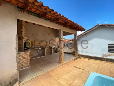 Casa com 2 Quartos à venda, 112m² no Parque São Judas Tadeu, Presidente Prudente