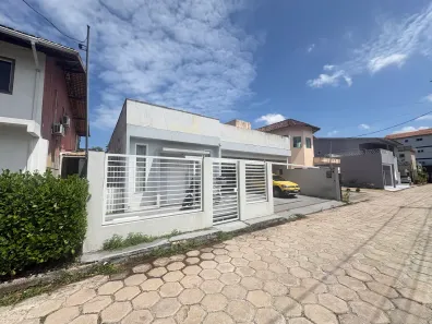 Casa de Condomínio com 3 Quartos à venda, 360m² no Centro, Ananindeua