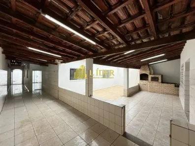 Imóvel Comercial com 4 Quartos à venda, 270m² no Santa Rosa, Uberlândia