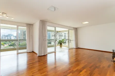 Apartamento com 4 Quartos à venda, 234m² no Cidade Monções, São Paulo