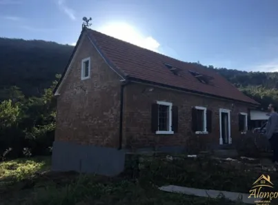 Fazenda/Sítio com 2 Quartos à venda, 45000m² no , Linha Nova