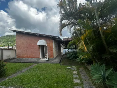 Casa com 5 Quartos à venda, 278m² no Coronel Veiga, Petrópolis