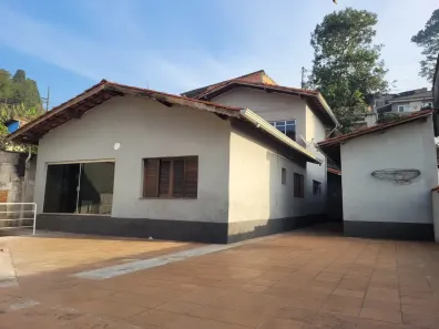 Sobrado com 3 Quartos à venda, 266m² no Suíssa, Ribeirão Pires