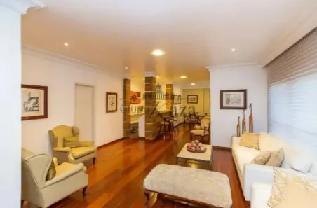 Apartamento com 5 Quartos à venda, 220m² no Moema, São Paulo