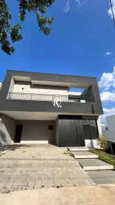 Casa de Condomínio com 3 Quartos para alugar, 160m² no Cajuru do Sul, Sorocaba