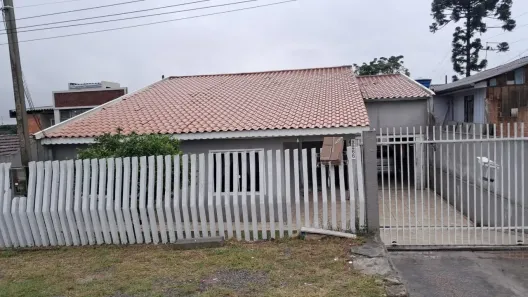 Casa com 3 Quartos à venda, 180m² no Capão Raso, Curitiba
