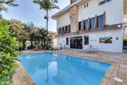 Sobrado com 4 Quartos à venda, 450m² no Interlagos, São Paulo