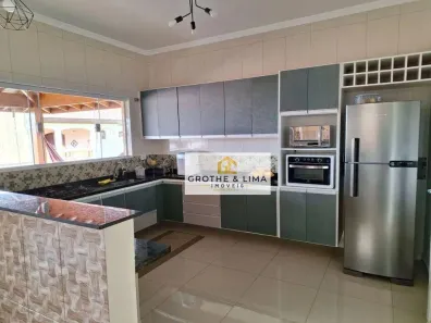 Casa com 3 Quartos à venda, 310m² no Campos Elíseos, Taubaté