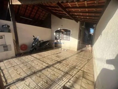 Casa com 2 Quartos à venda, 74m² no Maracanã, Praia Grande