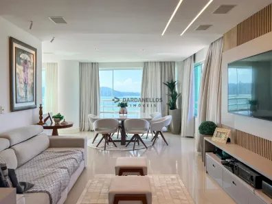 Apartamento com 4 Quartos para alugar, 210m² no Centro, Balneário Camboriú