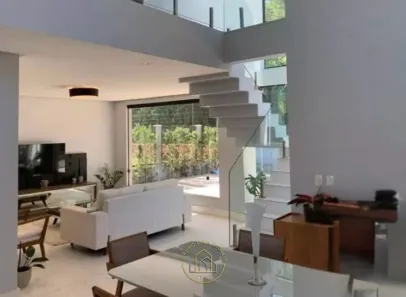Casa com 4 Quartos à venda, 300m² no Alphaville, Rio das Ostras