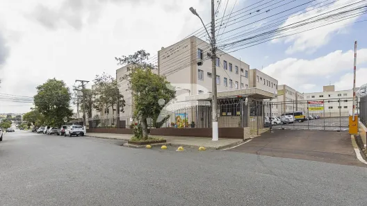 Apartamento com 2 Quartos para alugar, 48m² no Capão Raso, Curitiba