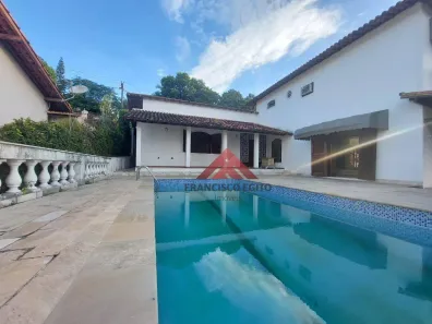 Casa de Condomínio com 5 Quartos à venda, 450m² no Maria Paula, Niterói
