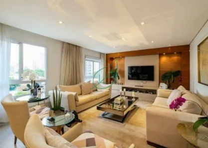 Apartamento com 3 Quartos à venda, 210m² no Vila Olímpia, São Paulo