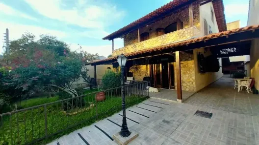 Casa com 4 Quartos à venda, 360m² no Piratininga, Niterói
