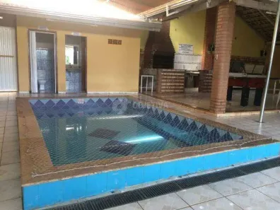 Imóvel Comercial com 1 Quarto para alugar, 180m² no Alto Umuarama, Uberlândia