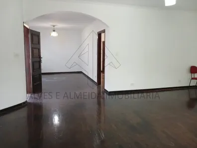 Sobrado com 4 Quartos à venda, 250m² no Interlagos, São Paulo